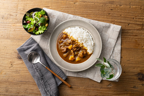 【4袋/16皿分 セット商品】北海道たまねぎ*の甘さ広がる コクとスパイスのGLUTEN-FREE CURRY(1袋あたり798円)